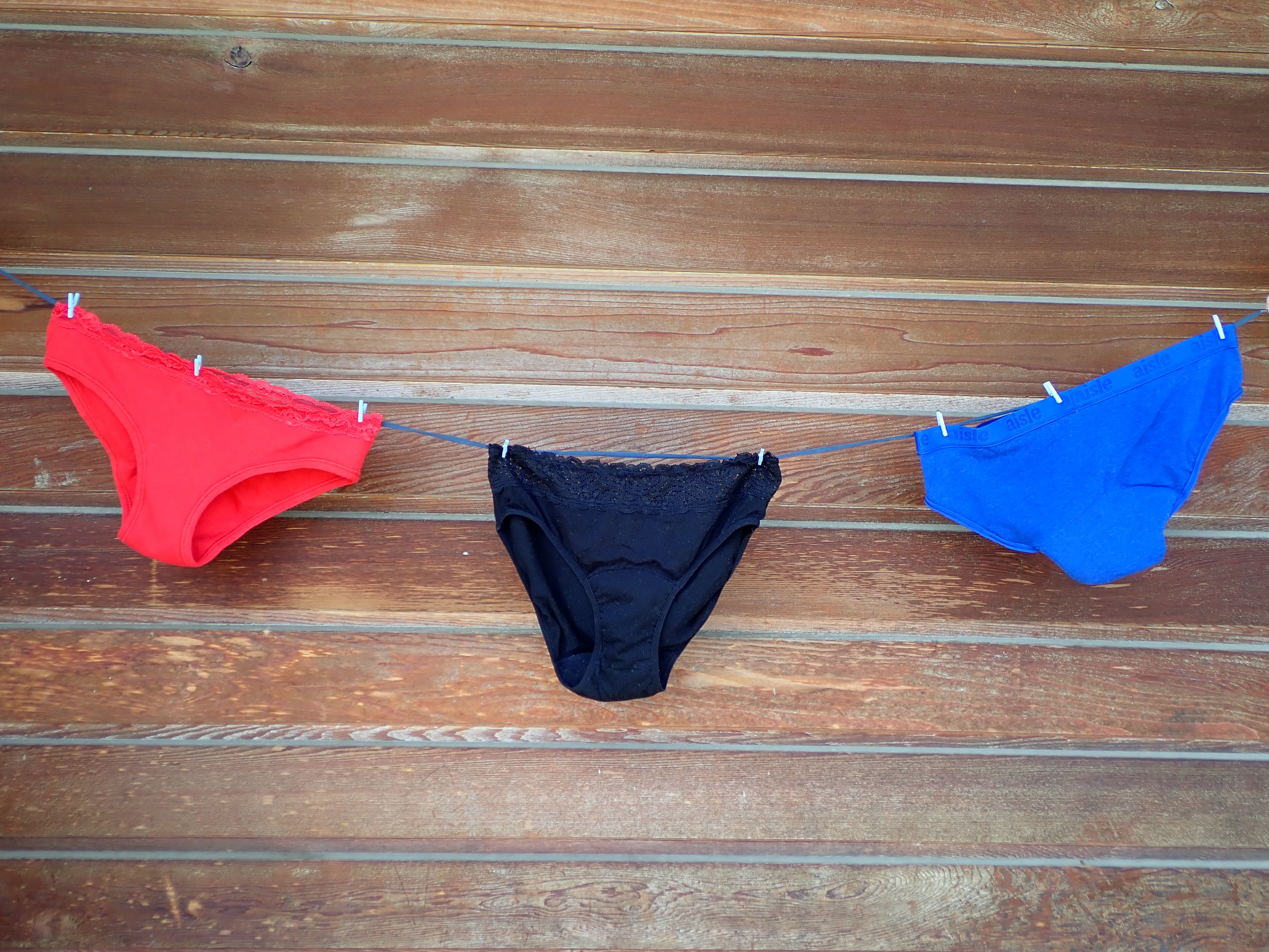 Ladies Seamfree Bikini Panties  Moderate-Heavy – Modibodi South Africa